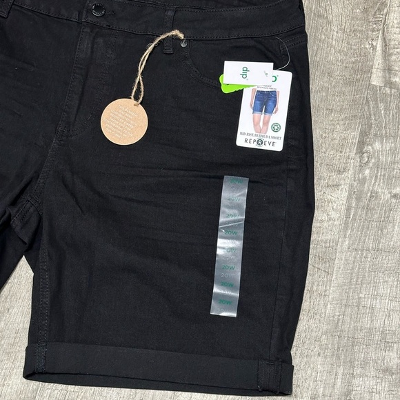 Women’s Dip 20W 2X Black Denim Jeans Bermuda Shorts Rolled Hem Stretch Mid Rise - Picture 5 of 11